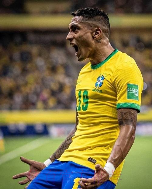 连场梅开二度,官方:拉菲尼亚当选本届西超杯最佳球员 连场梅开二度,官方:拉菲尼亚当选本届西超杯最佳球员